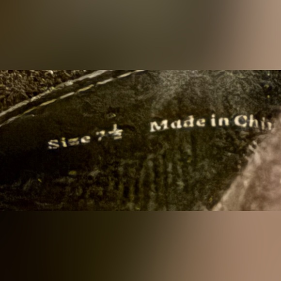 Dolce Vita Black Ankle Booties - Picture 7 of 7